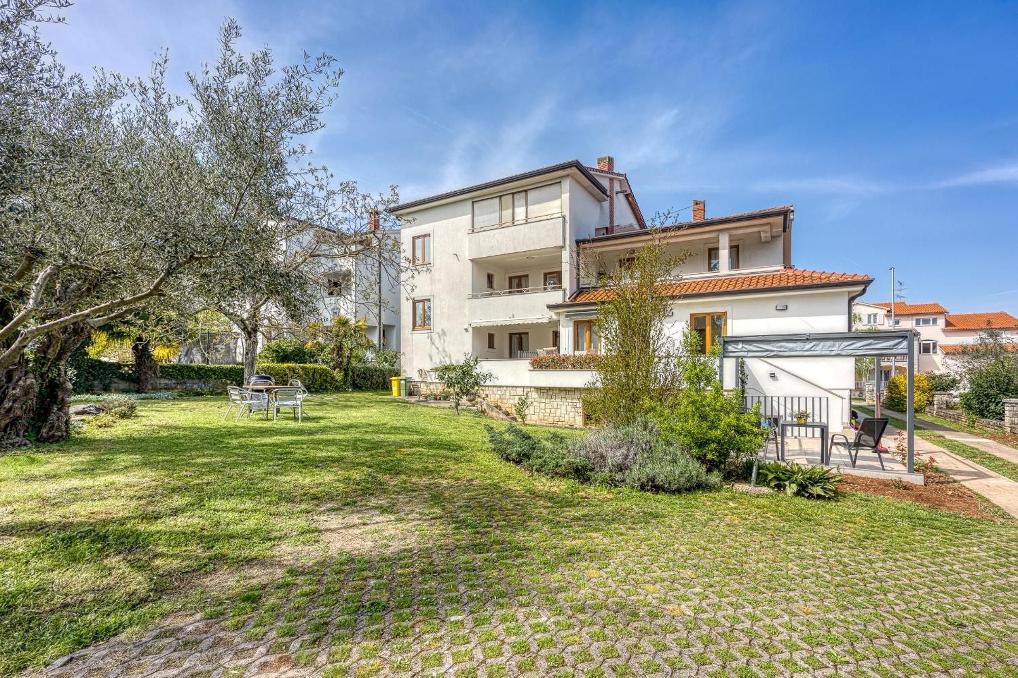 Casa Mareva Hotel Porec Bagian luar foto